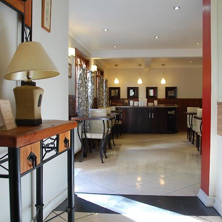 Hotel Plaza Concepcion Bagian luar foto