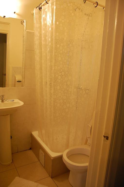 Hotel Plaza Concepcion Ruang foto