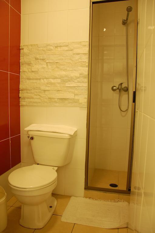 Hotel Plaza Concepcion Ruang foto